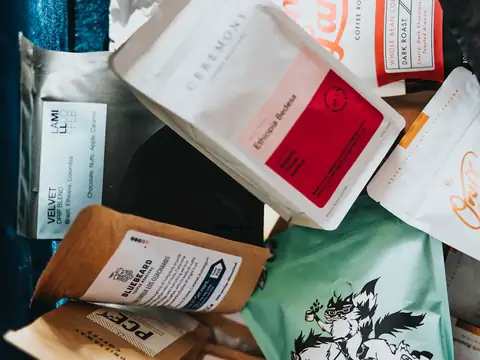 Printed stand-up pouches for private label and custom packaging solutions